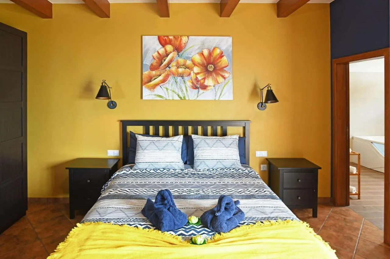 Villa Mica تيخارافي شاليه